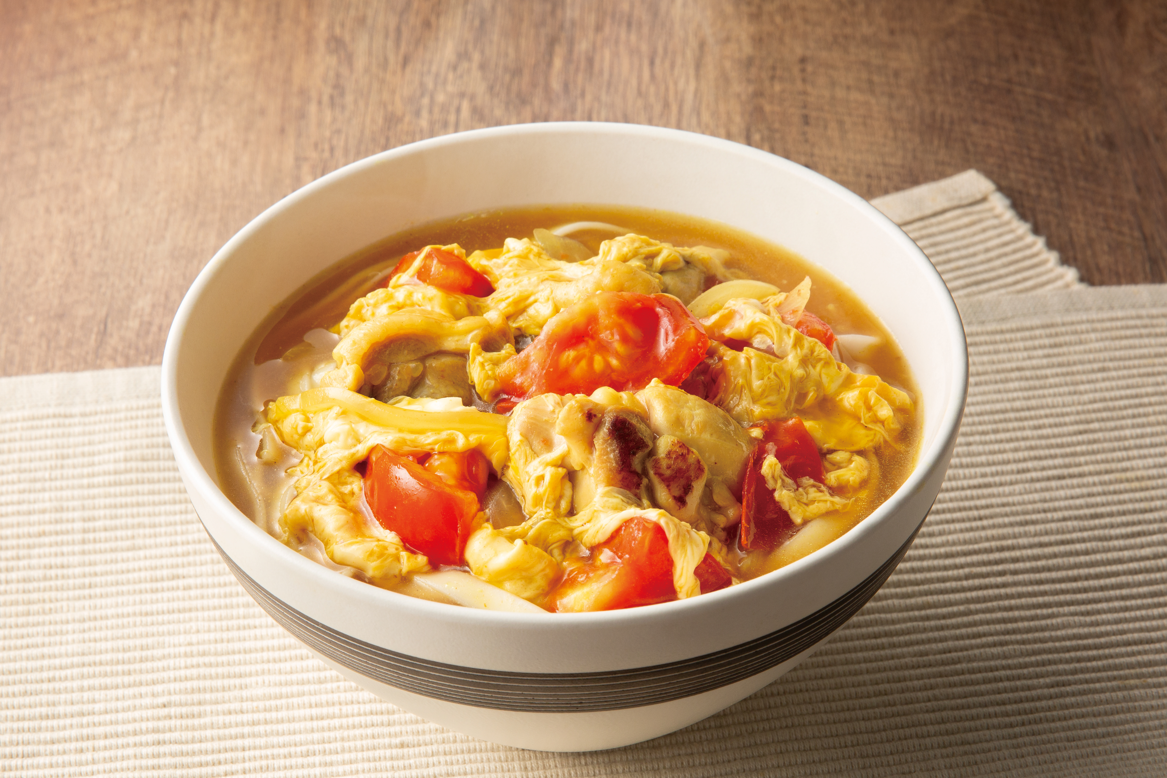 トマたまカレーうどん