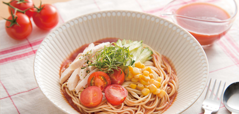 トマトジュースを加えるだけでさっぱり冷麺へのリンク